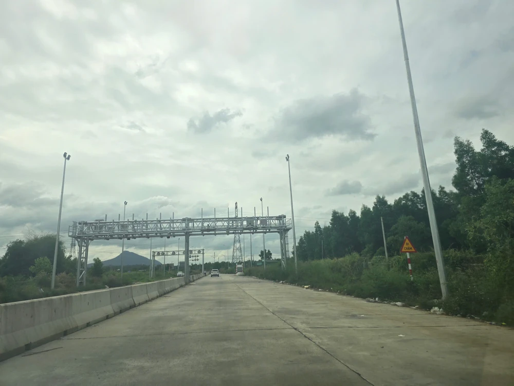 cao-toc-phan-thiet-dau-giay (2).jpg