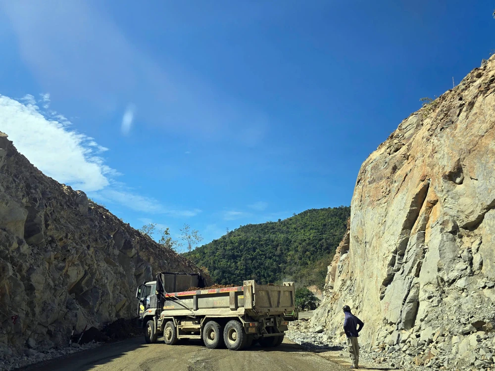 Quoc-lo-28B (16).jpg