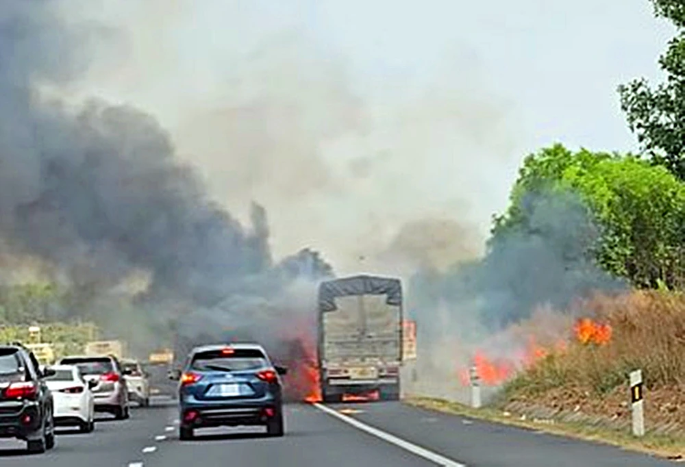 cao-toc-phan-thiet-dau-giay (1).jpg