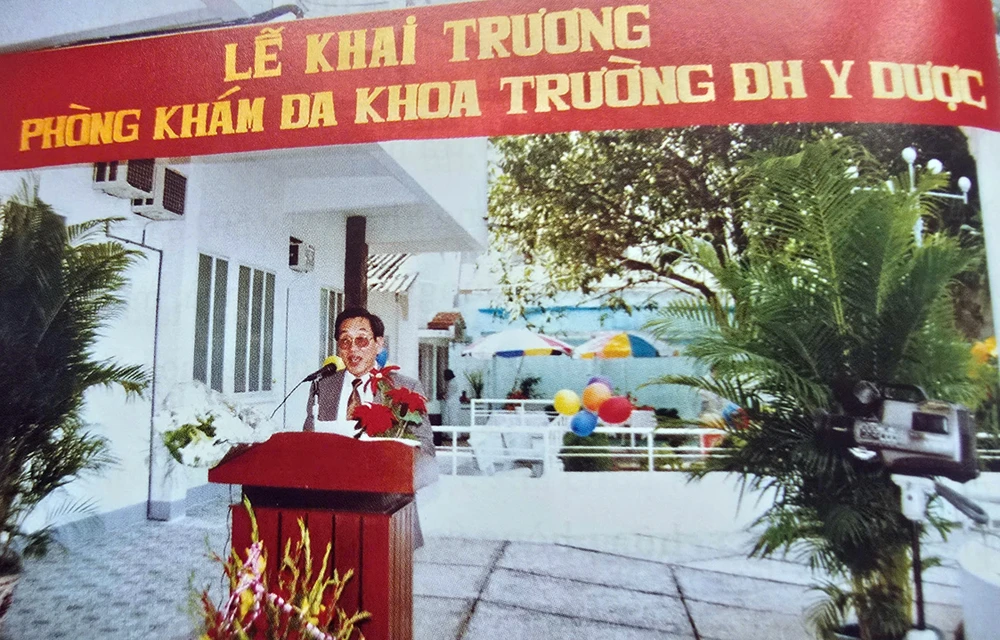 Benh-vien-dai-hoc-y-duoc (4).jpg