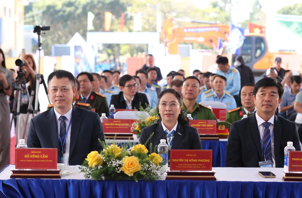 san-bay-lien-khuong (3).jpg