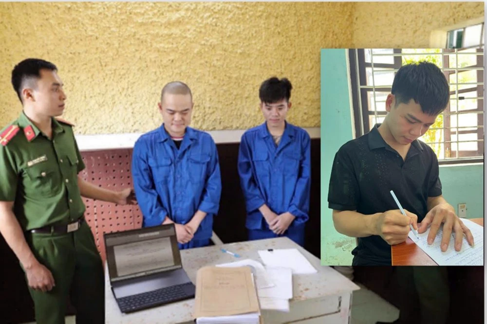 showroom-mo-to-ao (1).jpg