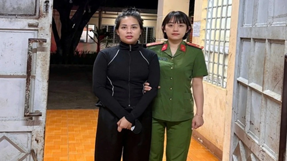 truy-na-dac-biet (2).jpg