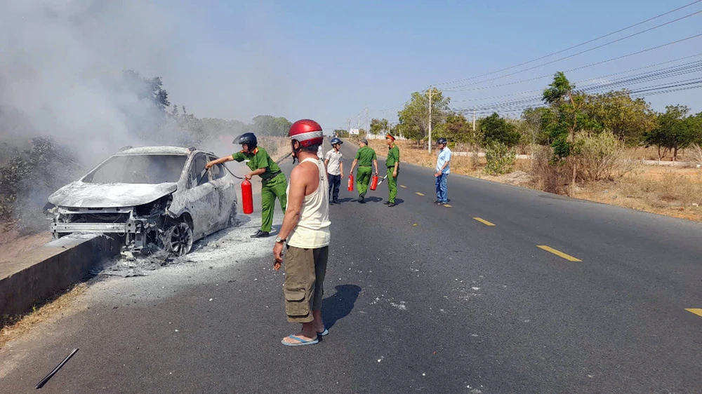 o-to-chay-rui (1).jpg