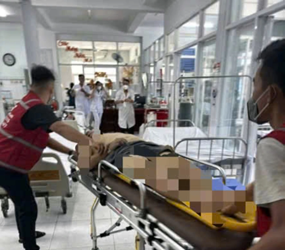 du-khach-o-TP (1).jpg