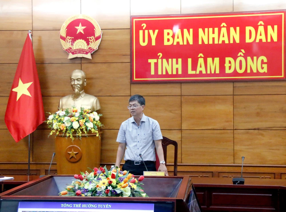 duong-ven-bien (1).jpg