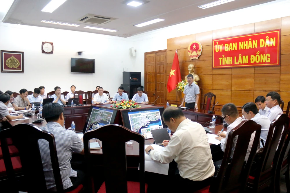 duong-ven-bien (10).jpg