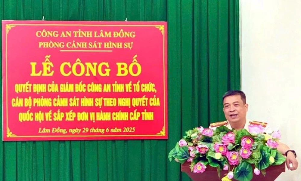 cướp tiệm vàng