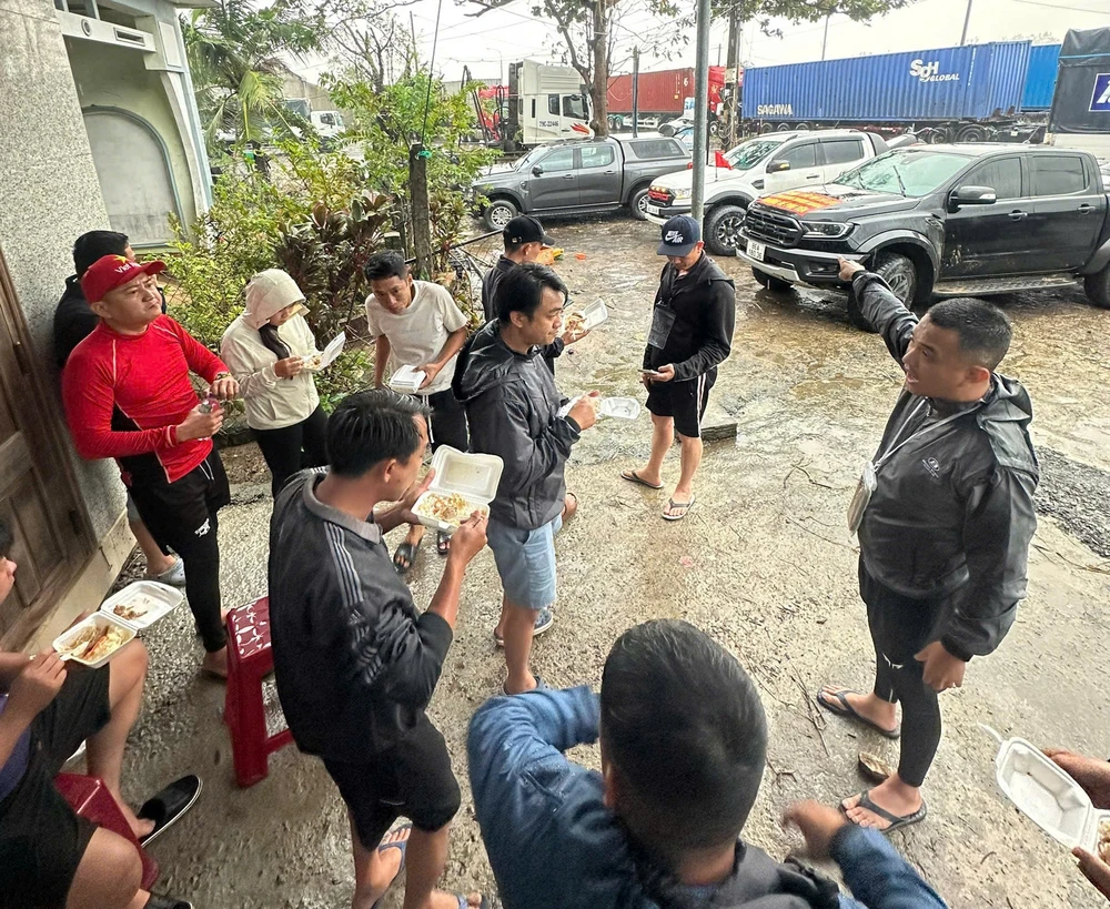 chien-binh-jetski (4).jpg