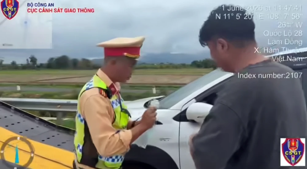 người nước ngoài