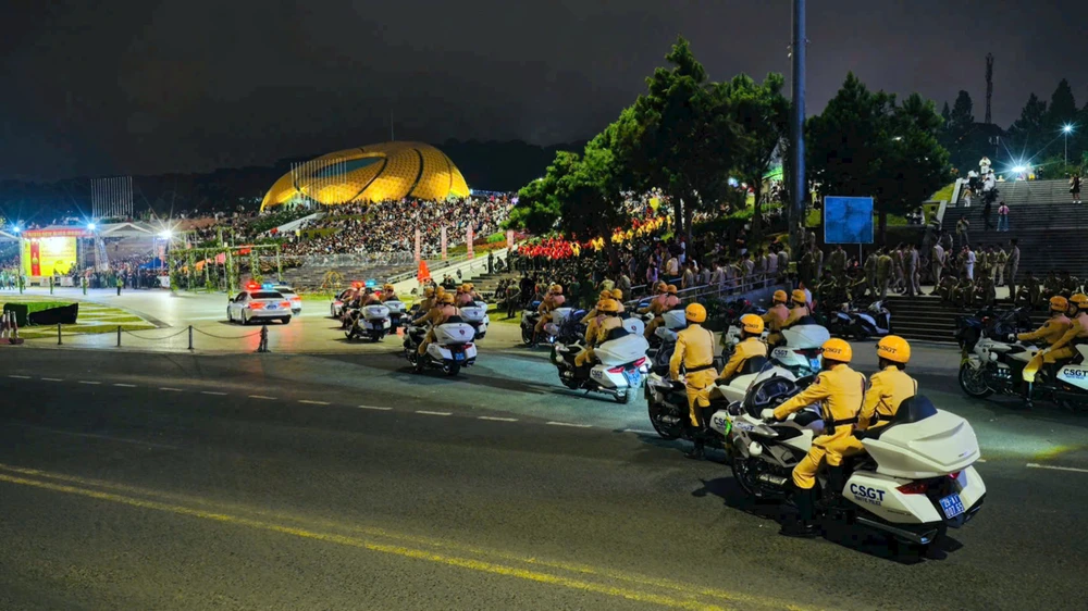 sai sự thật