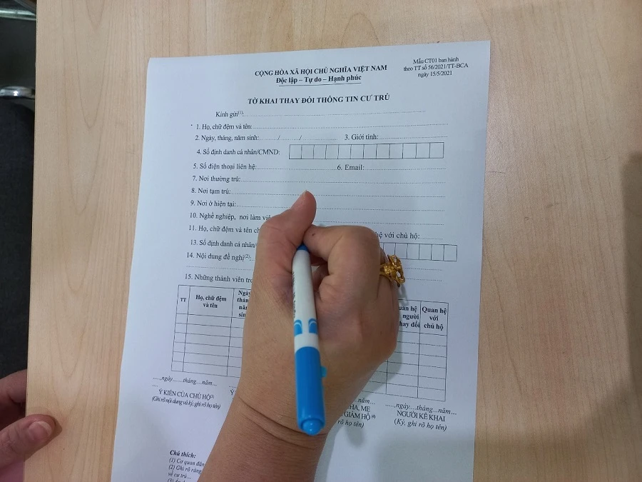 Nếu được chủ sở hữu và chủ hộ đồng ý, đồng thời đáp ứng về diện tích tối thiểu theo quy định thì người thuê trọ được đăng ký thường trú tại nơi thuê. Ảnh: PHẠM TUYÊN