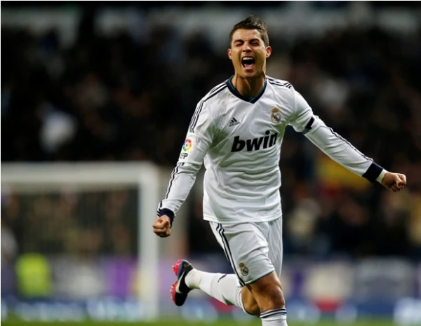 Cùng điểm lại 5 thống kê cho thấy 2013 là năm của Cristiano Ronaldo. ảnh 1