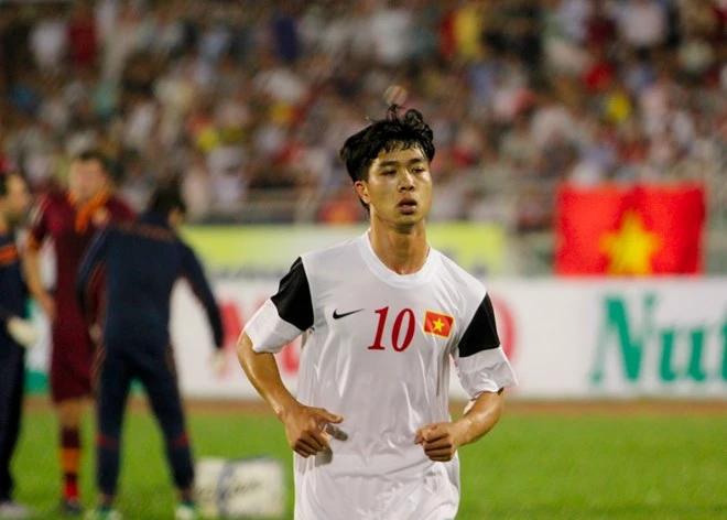 Hàng thủ Roma vô hiệu hóa Công Phượng như thế nào? ảnh 7