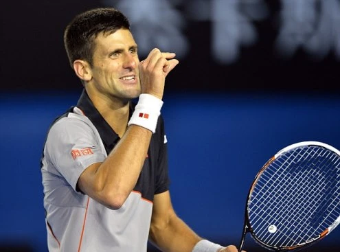 Nole tiếc nuối với một tình huống bóng ra ngoài. article-2543143-1AD9F721000005-8120-6939