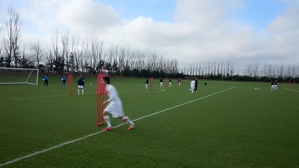 U19 Việt Nam háo hức tập luyện chờ gặp U19 Arsenal ảnh 6