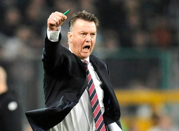 Vì sao CĐV M.U sợ Van Gaal tới Old Trafford? ảnh 2
