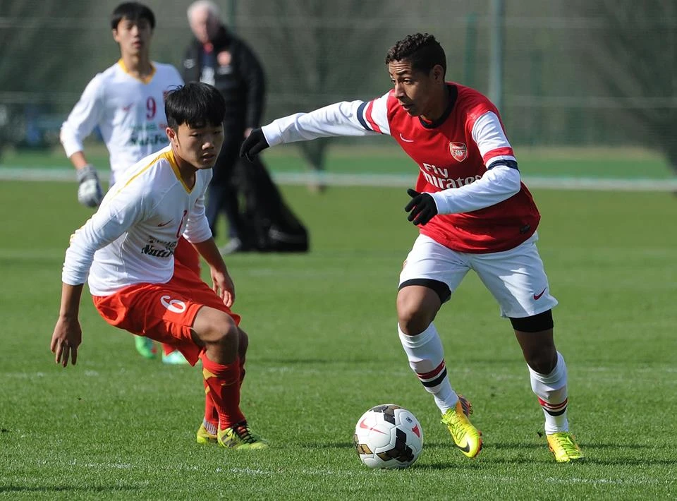 Công Phượng ghi điểm trước HLV của U19 Arsenal ảnh 2
