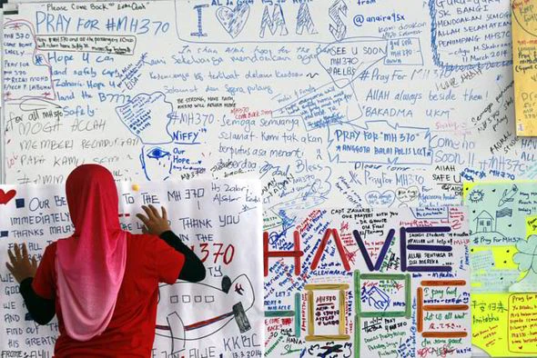 Máy bay mất tích Malaysia rất có thể bị tấn công qua ĐTDĐ hoặc USB ảnh 2