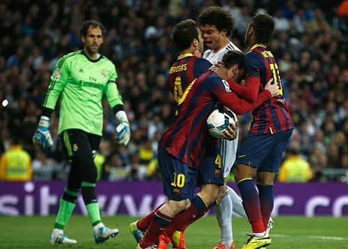 Real, Ancelotti, Messi, Ronaldo, Pepe, Busquets Real, Ancelotti, Messi, Ronaldo, Pepe, Busquets