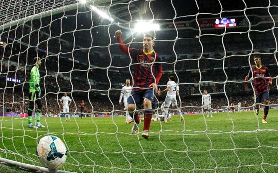 Lập hat-trick, Messi phá tan kỷ lục “siêu kinh điển" ảnh 1