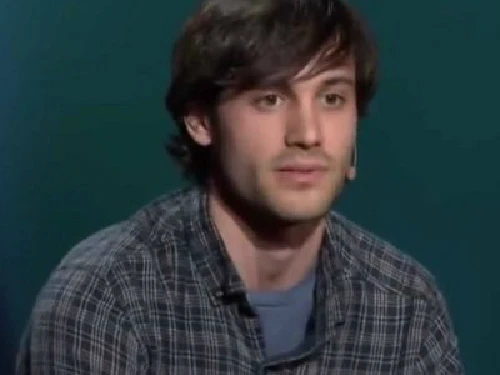 Mike Matas Youtube / TED Các dự án : Facebook: Giấy, iPhone Maps, Yến học Thermostat Matas là một nhà thiết kế giao diện người dùng đã được tuyển dụng của Apple để giúp tinh chỉnh phần mềm cho iPhone và iPad. Sơ yếu lý lịch chói của ông bao gồm việc xây Read more: http://www.businessinsider.com/11-most-influential-people-in-apps-2014-3?op=1#ixzz2x1Ss2HTv