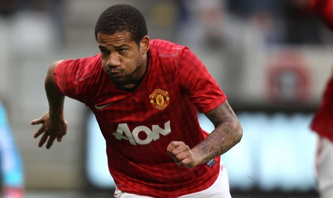 Ai là cầu thủ tệ nhất lịch sử Premier League ảnh 5