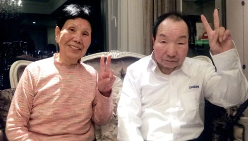 Hai chị em nhà Hakamada. Ảnh: AsahiShimbun