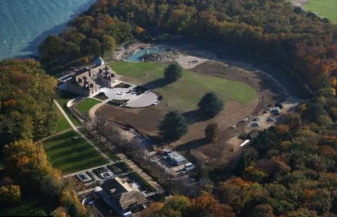 Vợ xây bệnh viện riêng trong nhà để cứu Schumacher ảnh 1 Vợ xây bệnh viện riêng trong nhà để cứu Schumacher ảnh 1