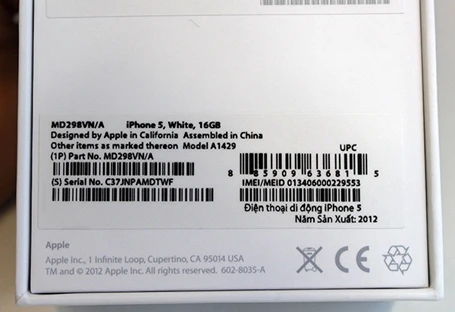 Số IMEI, số series được in ngay trên vỏ hộp