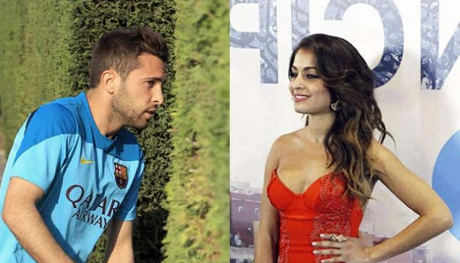 Qua mặt vợ, Ramos đưa bồ Jordi Alba về nhà hú hí ảnh 2