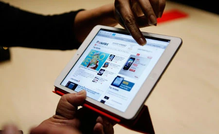 iPad 4 xuất hiện trở lại trên kệ hàng của Apple.