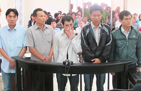 Vụ năm công an đánh chết nghi can: Không bãi nại vì không muốn có thêm ai chết oan nữa! ảnh 1