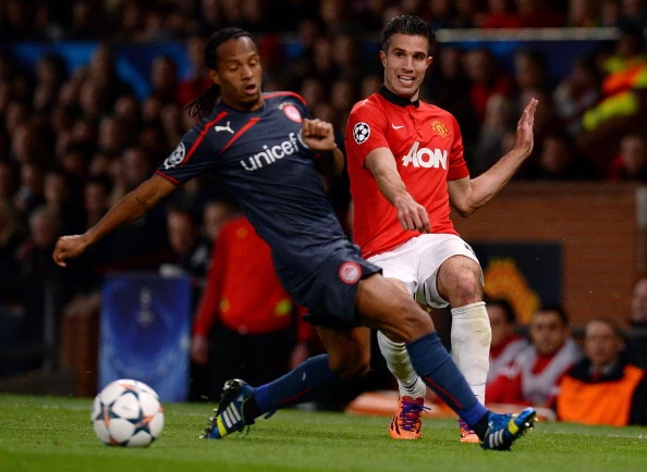 Chi đậm, Monaco quyết đưa Van Persie về Ligue 1 ảnh 1