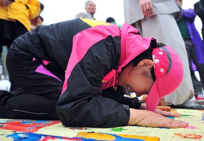  Hàn Quốc cầu khấn cho 298 người chết và mất tích ảnh 6