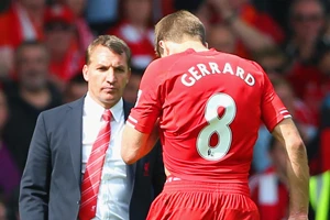 HLV Rodgers có trách Gerrard?