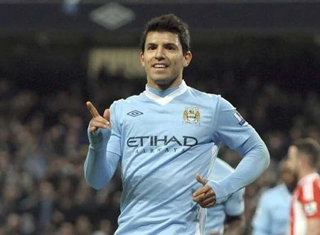 Barca cần ít nhất 70 triệu euro để chiêu mộ Aguero