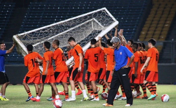 ngôi sao ĐNA, Công Vinh, Văn Quyết, Đình Luật, từ thiện