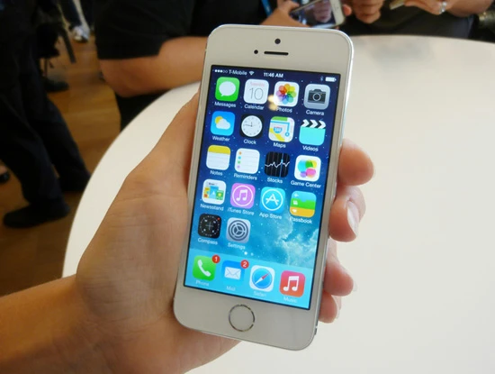 Tại sao Apple cần iPhone màn hình 5 inch trở lên? ảnh 1