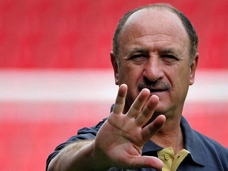 Scolari đối mặt với 17 năm tù ảnh 1