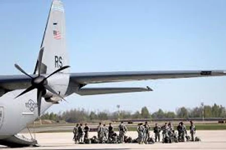 NATO , thêm quân, vũ khí hạt nhân, Đông Âu