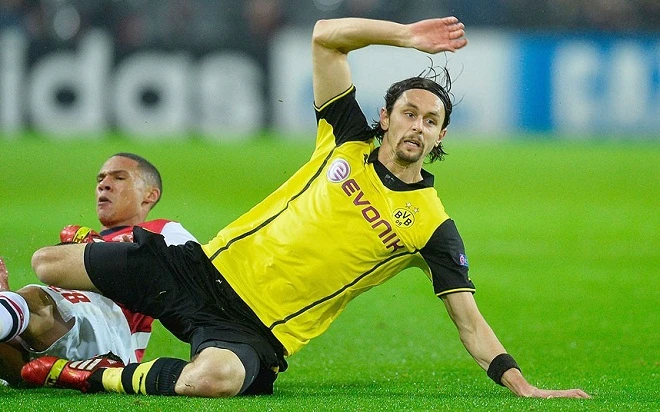 Đội hình 11 siêu sao ở nhà xem World Cup qua ti vi ảnh 11