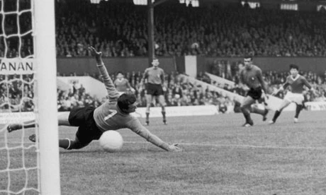 10 bất ngờ lớn nhất lịch sử World Cup ảnh 1