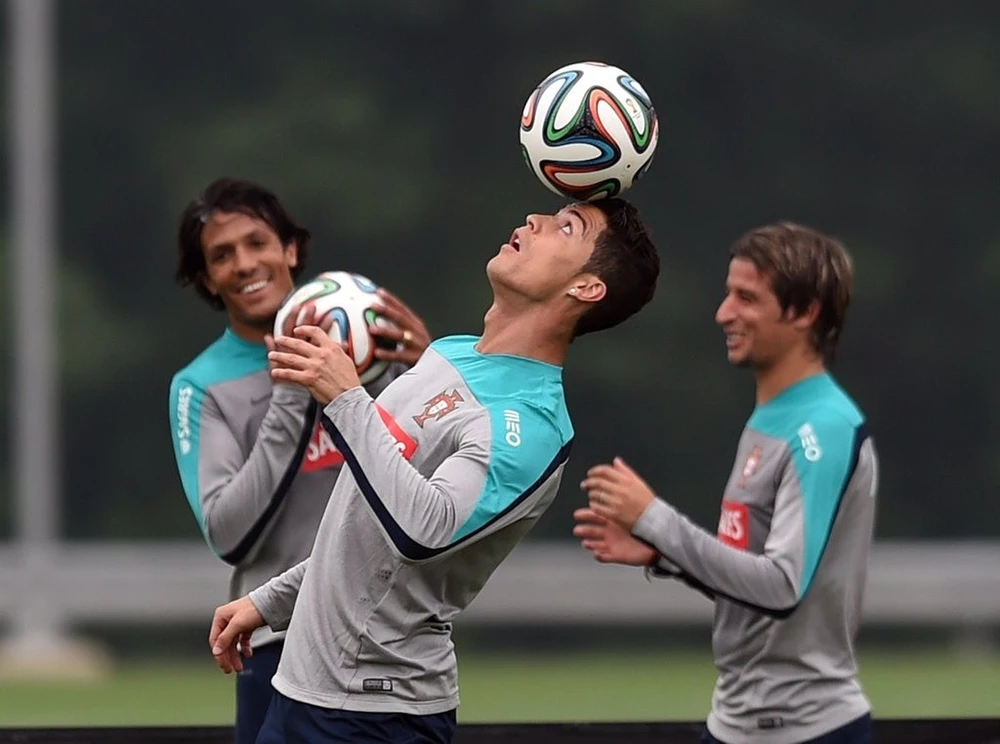 Ronaldo ngậm ngùi để Pepe vượt mặt ảnh 1