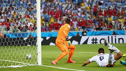 Costa Rica bất ngờ ngược dòng hạ gục Uruguay ảnh 4