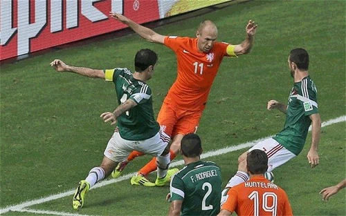robben-8540-1404095174.jpg