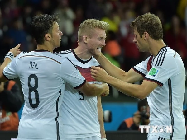 Nhiều cầu thủ Đức đồng loạt rủ nhau ốm trước trận gặp Pháp ảnh 1