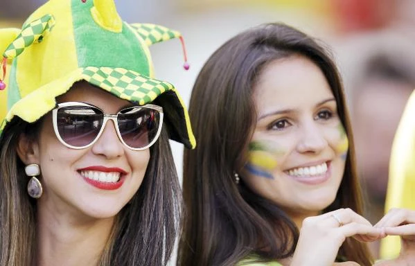 Chiêm ngưỡng những fan nữ tuyệt sắc nhất World Cup ảnh 12