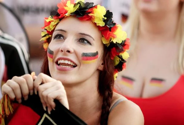 Chiêm ngưỡng những fan nữ tuyệt sắc nhất World Cup ảnh 13