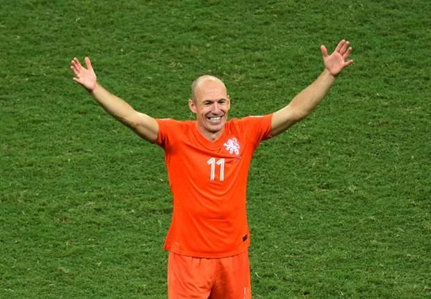 Robben rước họa vào thân vì quá… thật thà ảnh 1